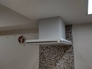 千葉キッチン取付け隊　センターレンジフードの取替　施工後